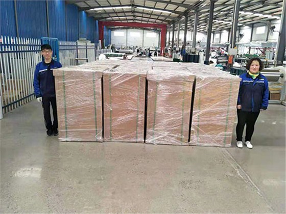 40條出口的工業皮帶濟南安耐如期交貨02 40條出口的工業皮帶濟南安耐如期交貨02