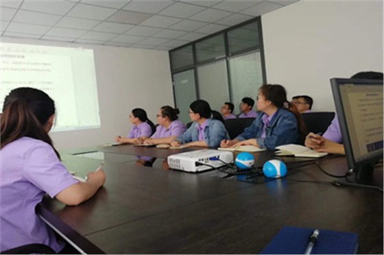 線上業務部 線上業務部