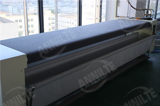 旋轉燙臺毛氈帶1