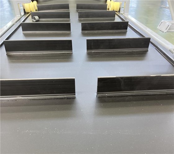 PET瓶輸送機-1 PET瓶輸送機-1