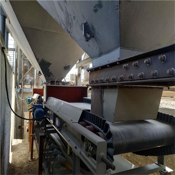 礦石定量機皮帶-1