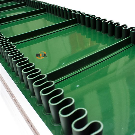 波形擋邊裙邊輸送帶-綠色 波形擋邊裙邊輸送帶-綠色