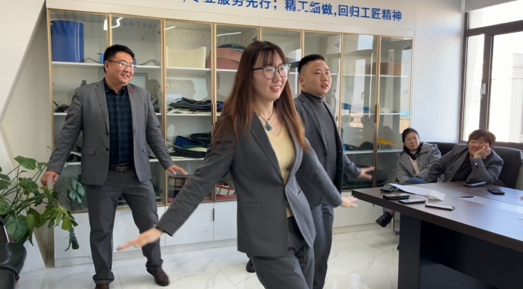 年會(huì)排練花絮12 年會(huì)排練花絮12