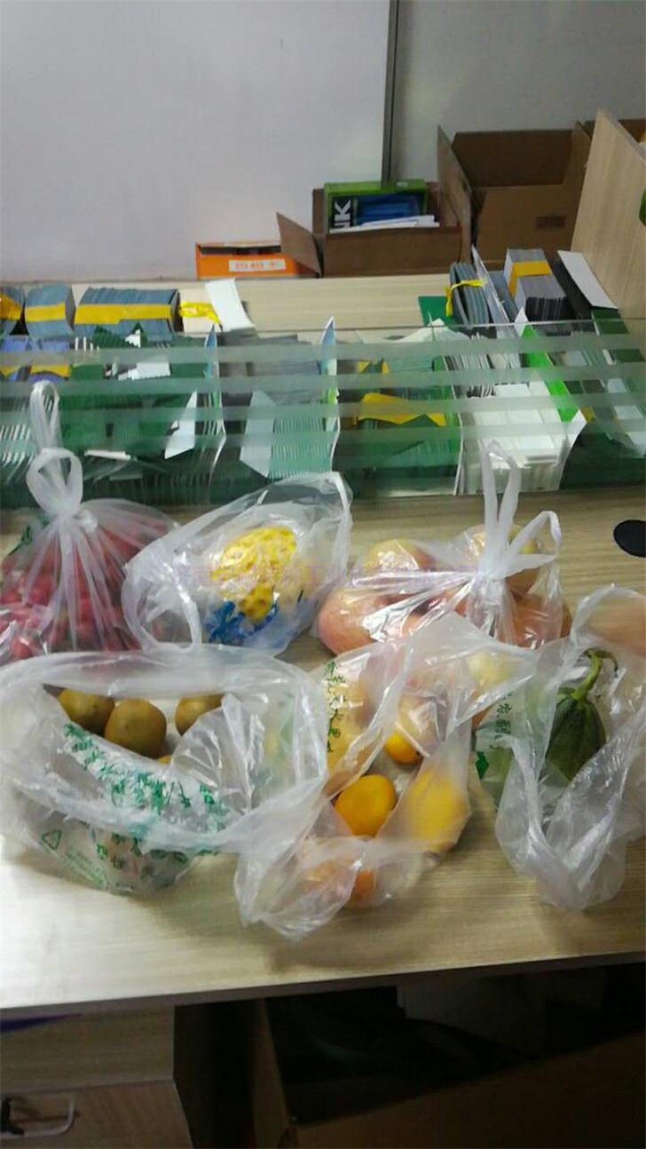 恒發(fā)隊(duì)請沖鋒隊(duì)一周果盤