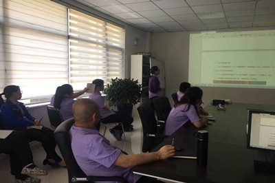 公司中高層領導 公司中高層領導