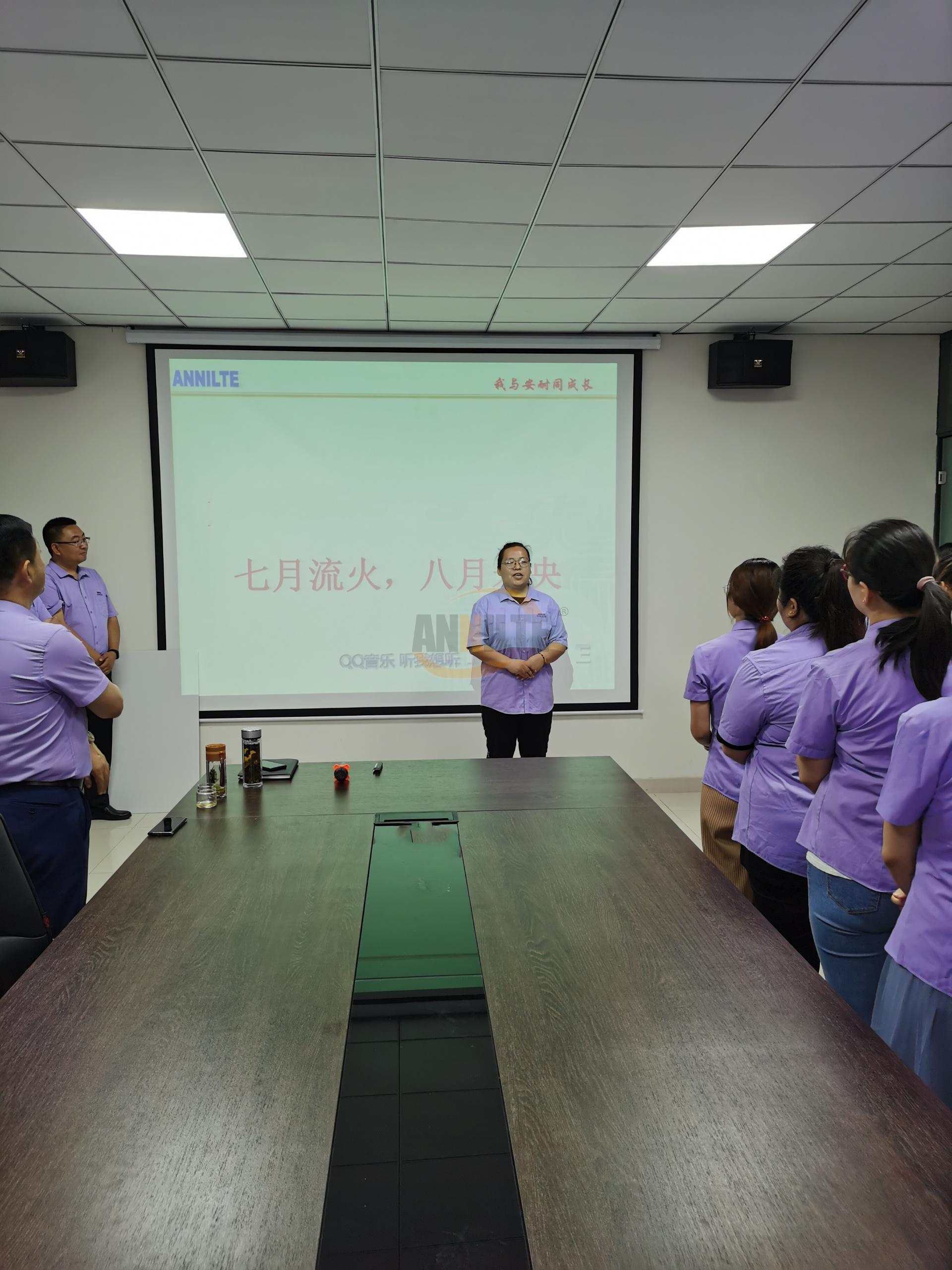 左經理_副本 左經理_副本