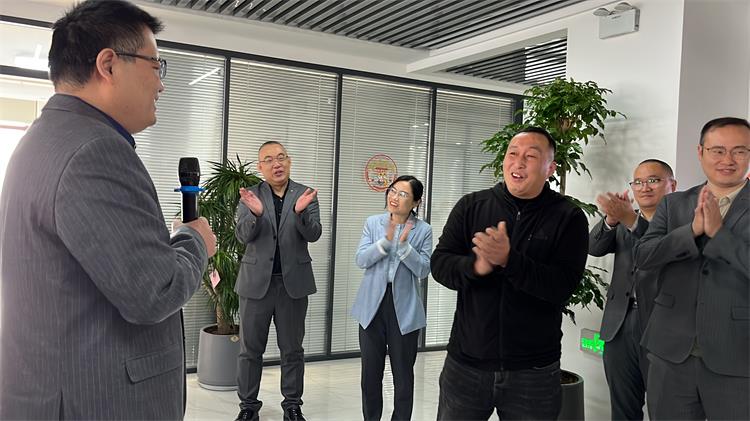 銷售啟動大會1104-8