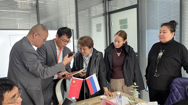 俄羅斯科學院-9 俄羅斯科學院-9